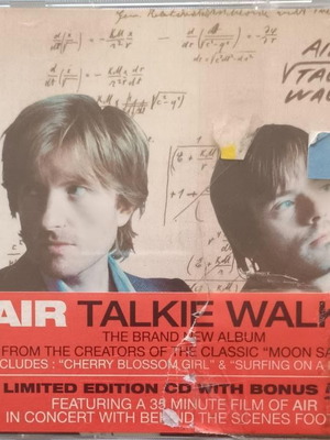 Air Talkie Walkie CD with bonus DVD used, electronic