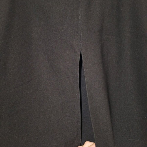 Black elastic office skirt like new, size XL