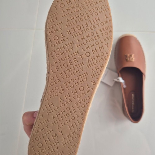 Tommy Hilfiger leather espadrilles size 40, brown