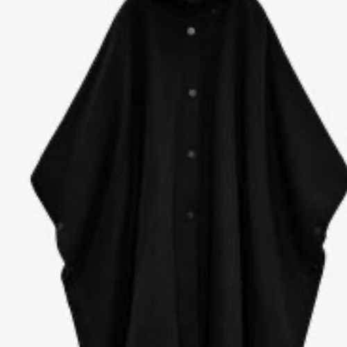 Zara Manteco cape black like new, size M