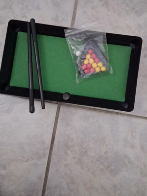 Mini billiard table Tiger like new