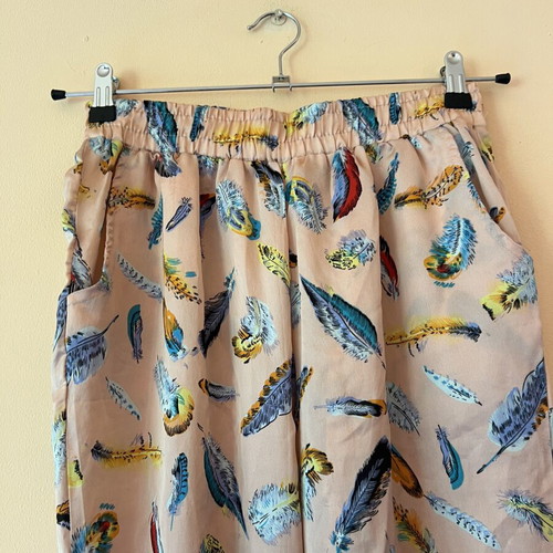 Satin pants like new, pink with feather pattern, sizes S/M
