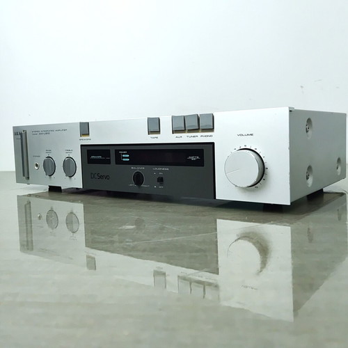Akai AM-U210 integrated stereo amplifier used, 2x30W RMS, Phono, Japan