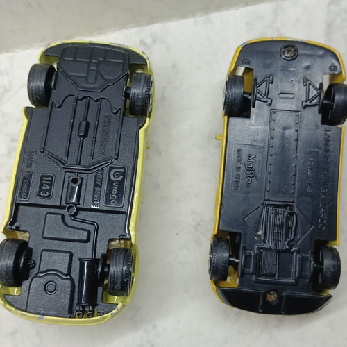 Burago and Maestro Toy Cars like new, 1/43 scale VW Beetle and Lamborghini Gallardo