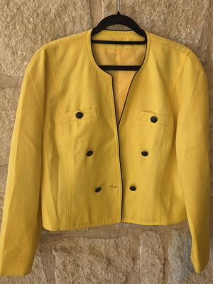Vintage French-Made Collarless Double-Breasted Blazer Jacket like new, yellow