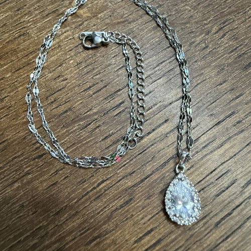 Teardrop Necklace stainless steel with zirconia new