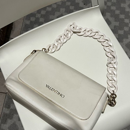 Valentino bag used, white, with two straps for crossbody and shoulder