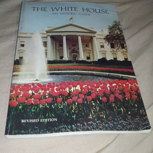Book The Whitehouse An Historic Guide used, very good condition