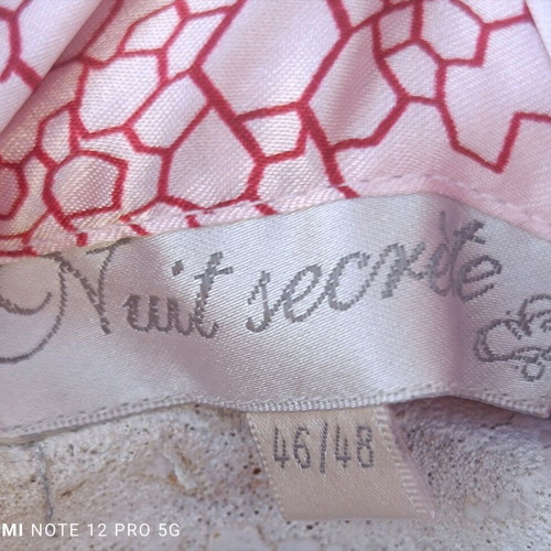 Nuit Secrète women's satin pajama set like new, size 46/48