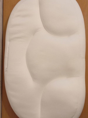 Orthopedic pillow like new with microbead filling, white