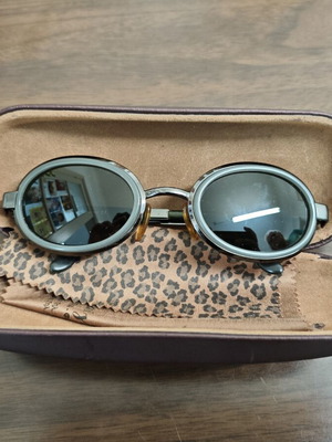 Byblos sunglasses like new, black and silver