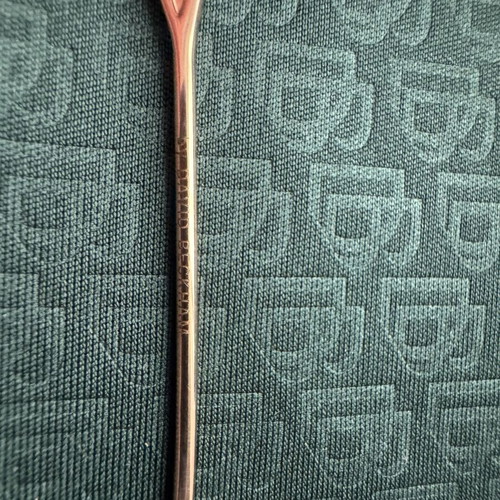 David Beckham sunglasses like new, gold frame with tortoise detail
