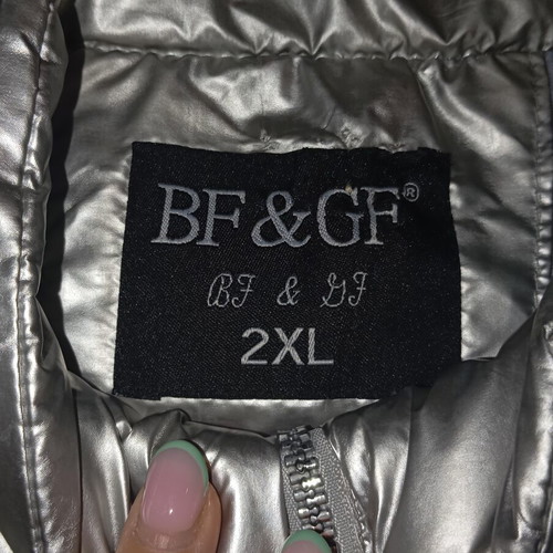 BF & GF sleeveless jacket silver metallic used XL