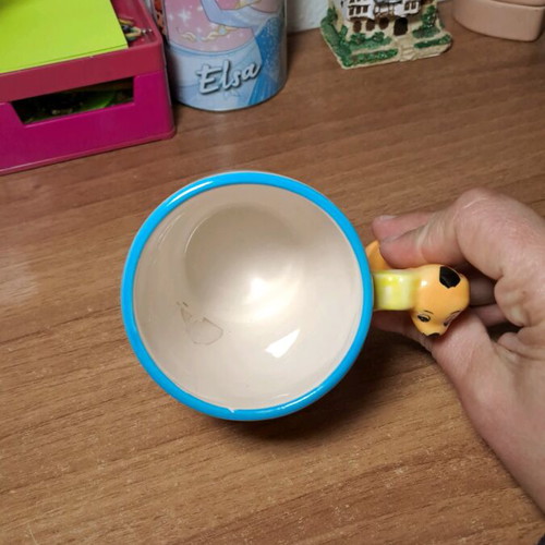 Children's mug used with wear