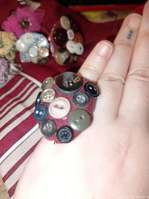Handmade ring with buttons new
