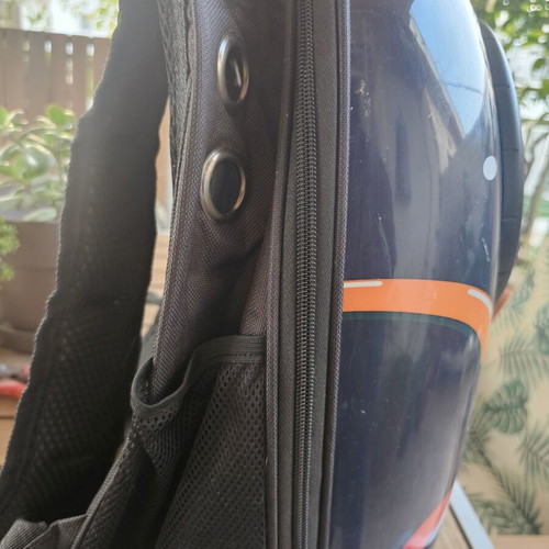 Cat carrier bag like new, backpack style