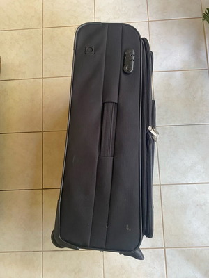 Delsey medium suitcase used, black