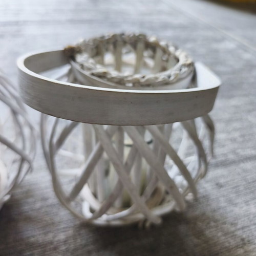 Set of 6 white rattan lanterns with glass candle holders used
