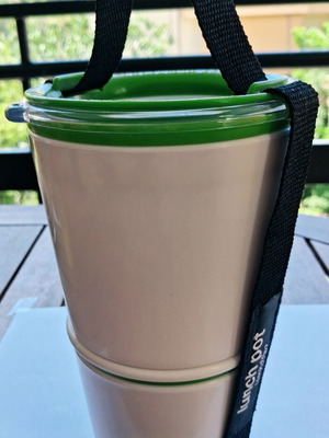 Black & Blum lunchbox green, like new