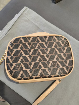 19V69 Italia crossbody bag like new, beige and brown