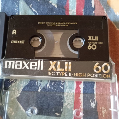 Maxell chrome cassettes used, pack of 6 with various models