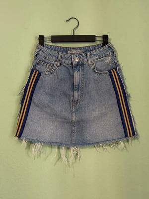 Mini denim skirt Bershka like new, size 38, blue multicolor
