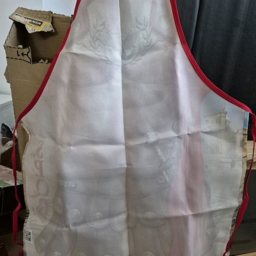 Gladiator kitchen apron new