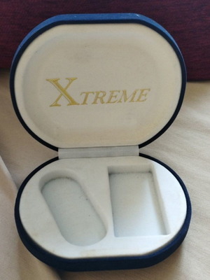 Velvet storage box blue used, luxurious