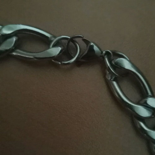 Necklace unisex, like new, gray