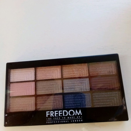 Freedom eyeshadow palette with 12 shades new