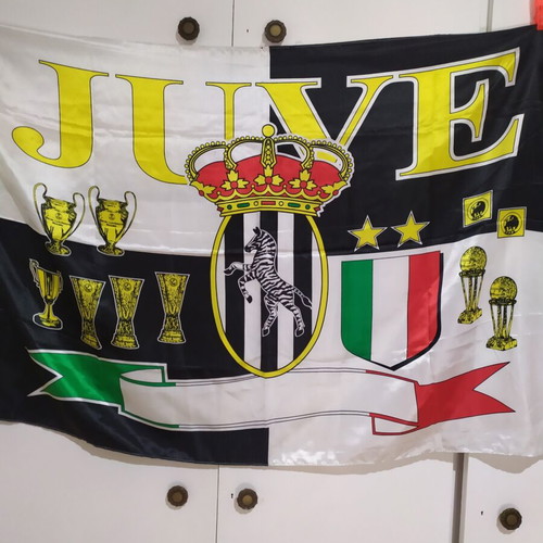 2 Juventus flags, old set