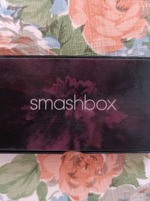 Smashbox Golden Hour Eyeshadow Palette used, warm gold and pink tones