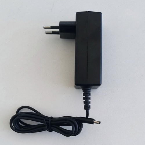 Belkin power adapter 15V 1.5A with 3.5mm x 0.5mm plug