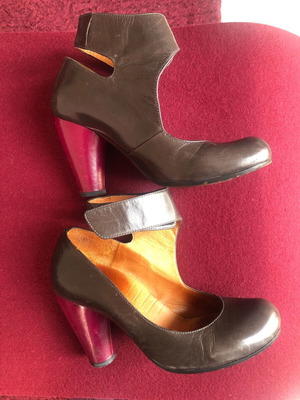 Chie Mihara leather pumps used with colored heel size 35½