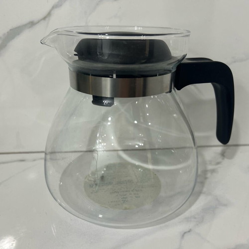 Heat-resistant jug with lid new, 1.25 L, Germany