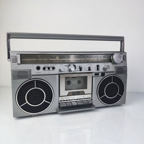 Toshiba RT-S713 vintage boombox used for service or decoration
