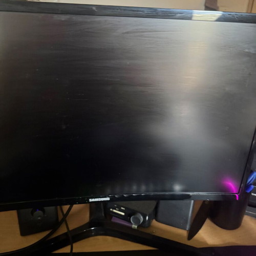Gaming setup RTX 3070 Ti used with Ryzen 5 3600X and Samsung 144Hz monitor