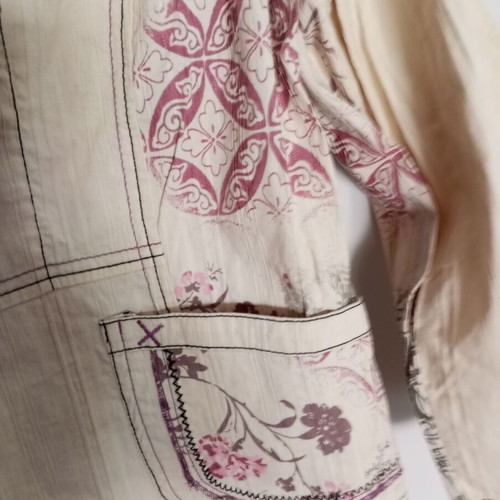 Women's set with pants, sleeveless blouse and jacket, beige and pink