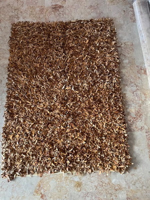 Leather rug 230x160 like new with leather fringes