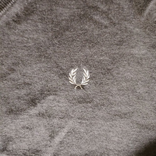 Fred Perry cotton sweater size M like new, gray