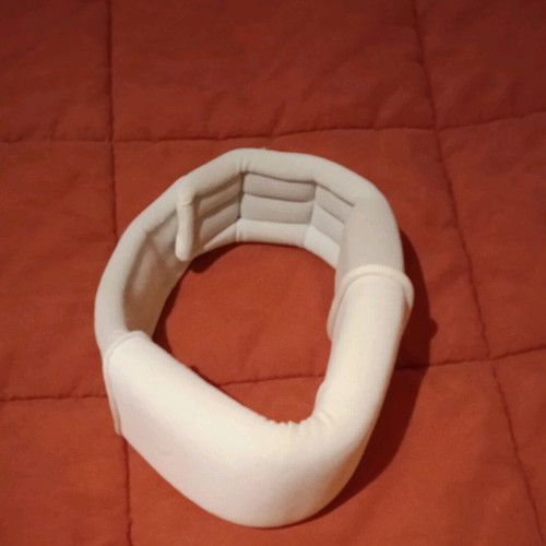 Cervical collar used, code 212, excellent condition