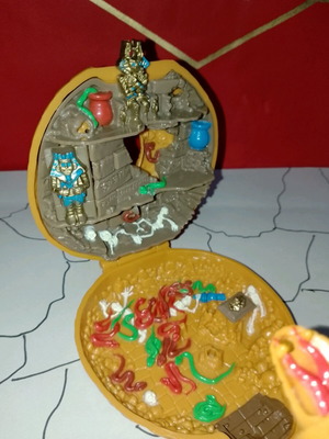 Mighty Max Conquers the Palace of Poison shell like new