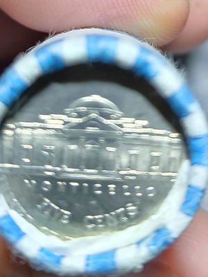 Τραπεζικό μασούρι 5 σεντς καινούργιο, 2$ 2019