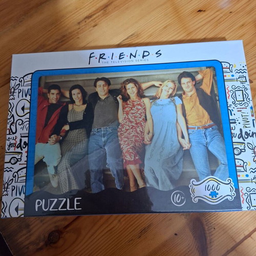 F.R.I.E.N.D.S puzzle new, 1000 pieces, collectible vintage design
