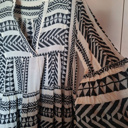 Devotion Twins dress black and white, like new, size XS