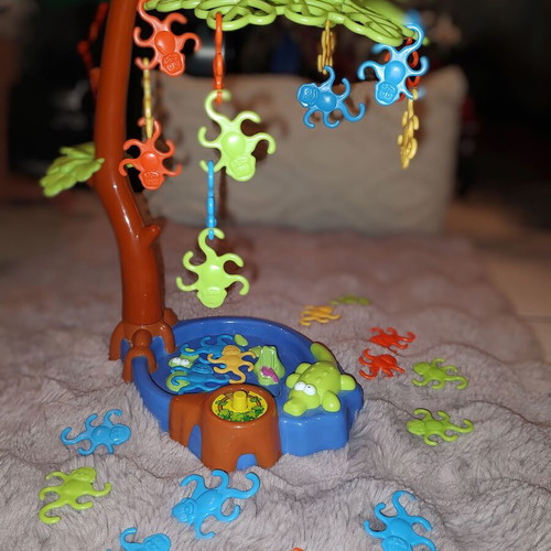 Board game Monkey Balance like new, educational magnetic toy