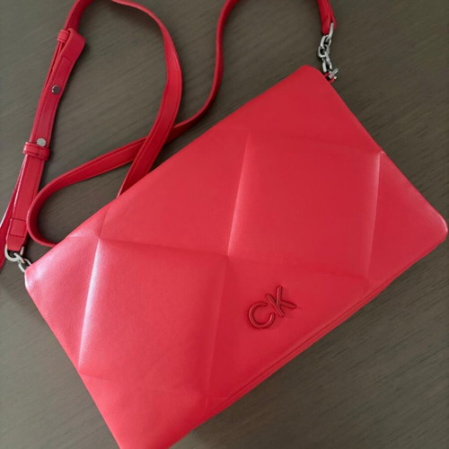 Calvin Klein Re-Lock Quilt Shoulder Bag red, like new