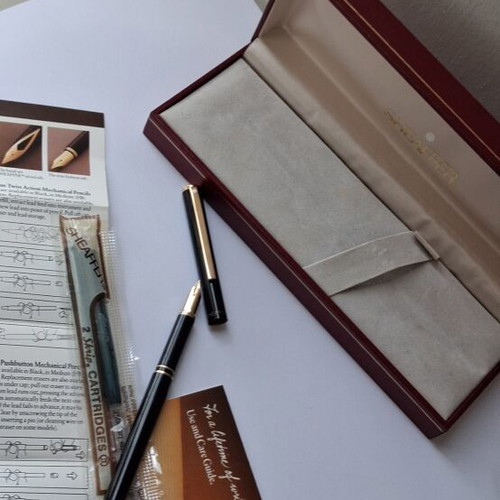 Sheaffer 18k Gold Pen new with box and spare parts