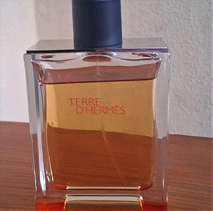 Hermes Terre D' Hermes Pure Parfum 200ml ελάχιστα χρησιμοποιημενο ΚΟΙΤΆΞΤΕ ΤΟ ΠΡΟΦΊΛ ΜΟΥ ΕΧΩ ΠΟΛΛΆ