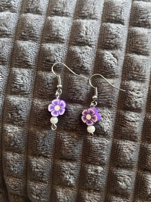 Earrings with beads new